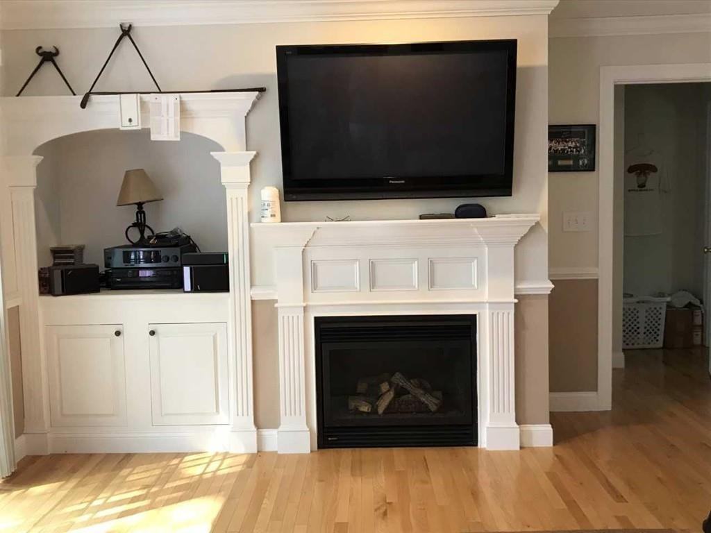 4 Derby Ln #A - Photo 3 of 11