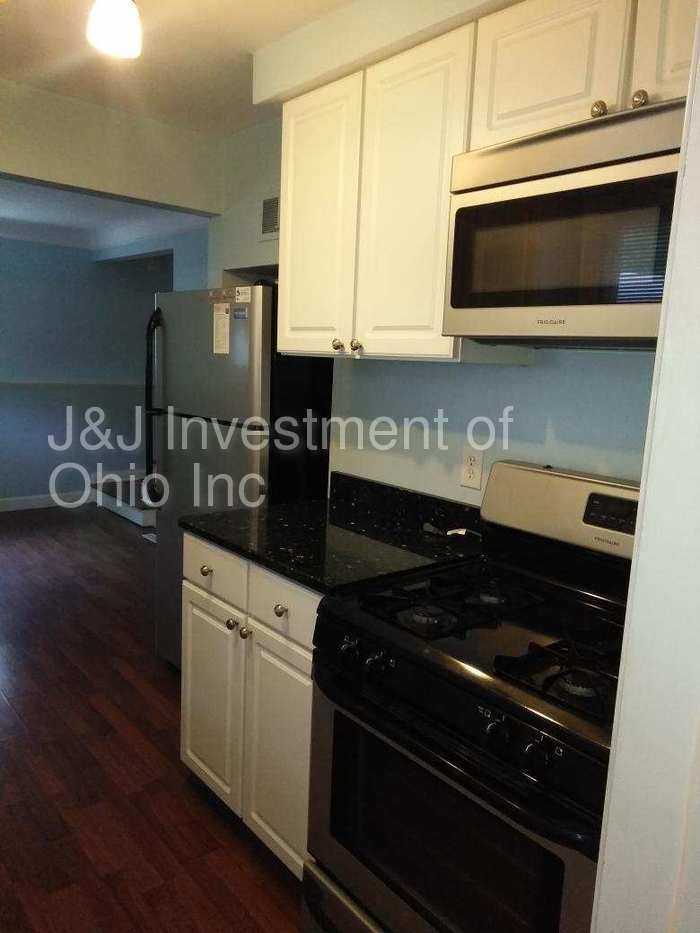 1415 Homeland Dr - Photo 3 of 10