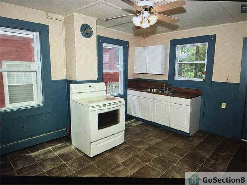 36 Spring St #36 - Photo 3 of 13