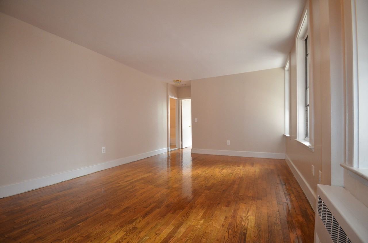 4357 Vireo Avenue 1 - Photo 2 of 5