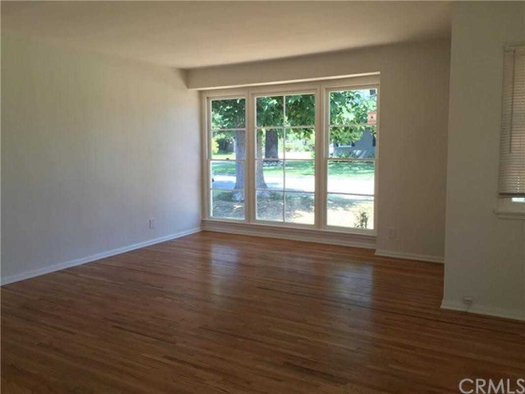 258 W El Sur St - Photo 2 of 11