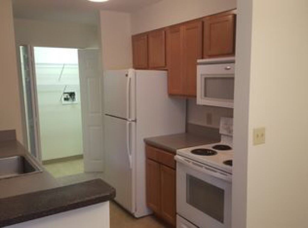44 Allen Street #4