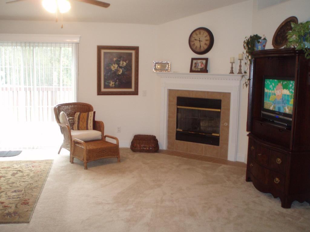 404 Swift Fox Run - Photo 2 of 11