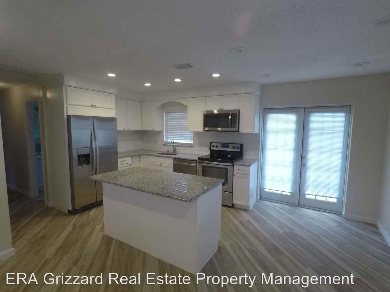 2877 Eastland Rd - Photo 2 of 10