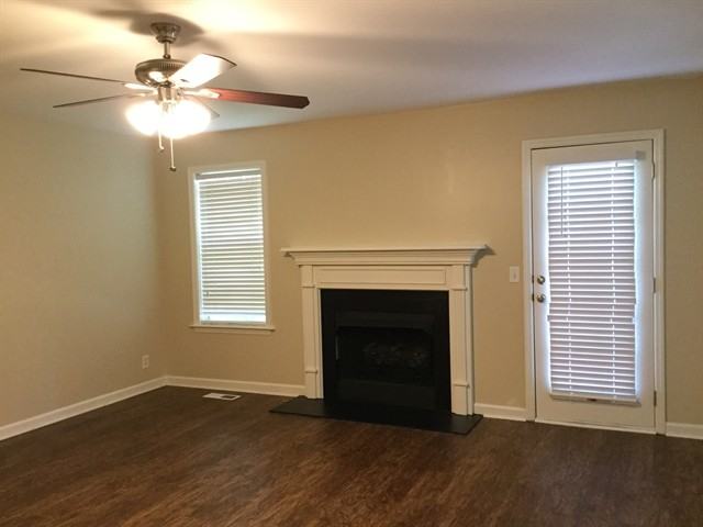 4512 Cheshire Pass - Photo 2 of 19