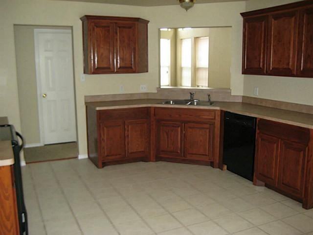 6437 Canyon Trail - Photo 3 of 6