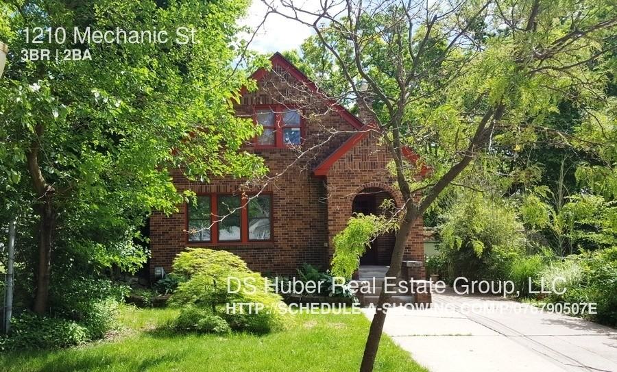 1210 Mechanic St - Photo 2 of 29