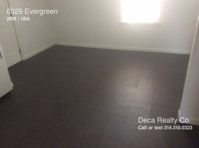 6029 Evergreen Blvd - Photo 3 of 7