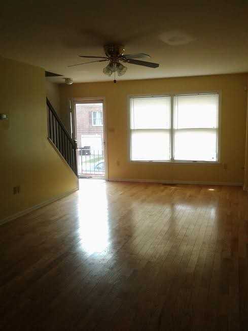 1407 Coleman St - Photo 2 of 8