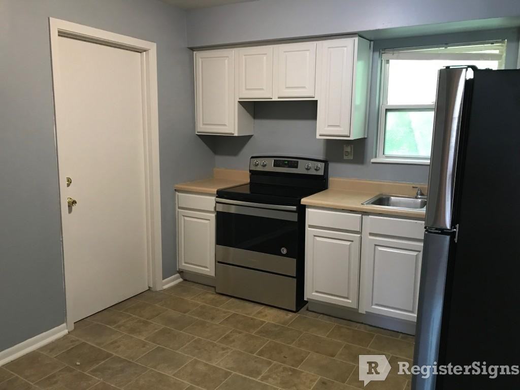 4834 NW Homestead Rd - Photo 2 of 8