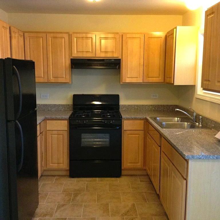 17710 Arlington Dr - Photo 3 of 14