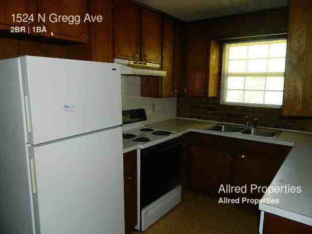 1524 N Gregg Ave - Photo 2 of 20