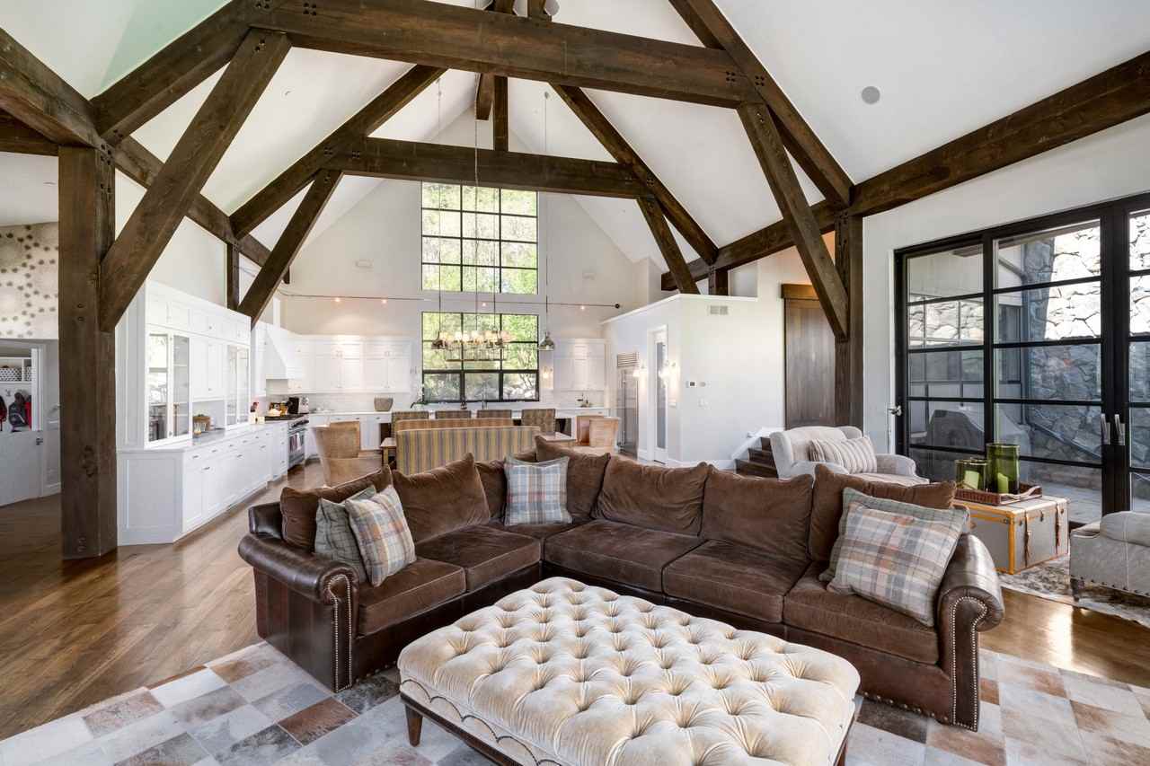 3005 Littlefish TRL - Photo 3 of 30