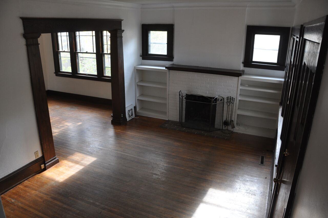 2845 43rd Avenue South - Photo 2 of 12