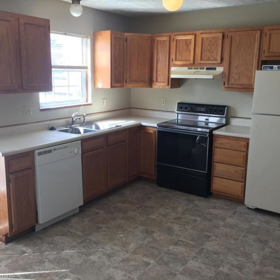 7799 Meadowhaven Blvd - Photo 3 of 17