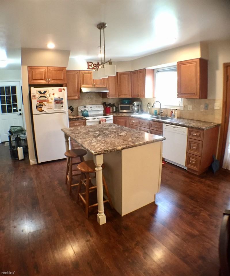 631 Boltz Dr - Photo 3 of 19