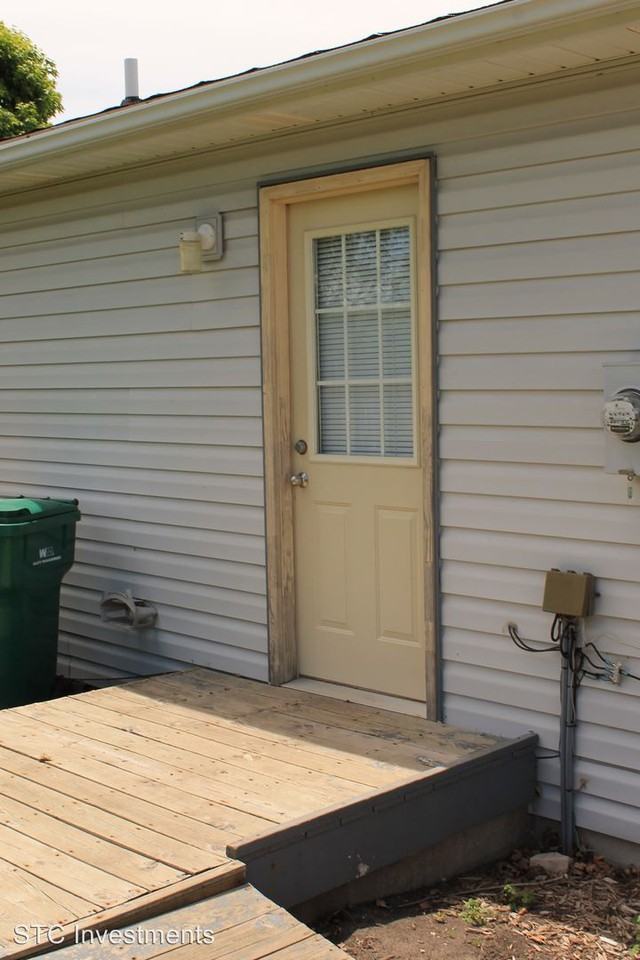 233 N Bower Rd - Photo 2 of 16