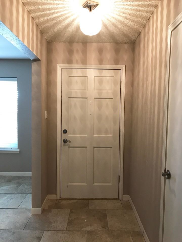 4012 Livingston St - Photo 2 of 23