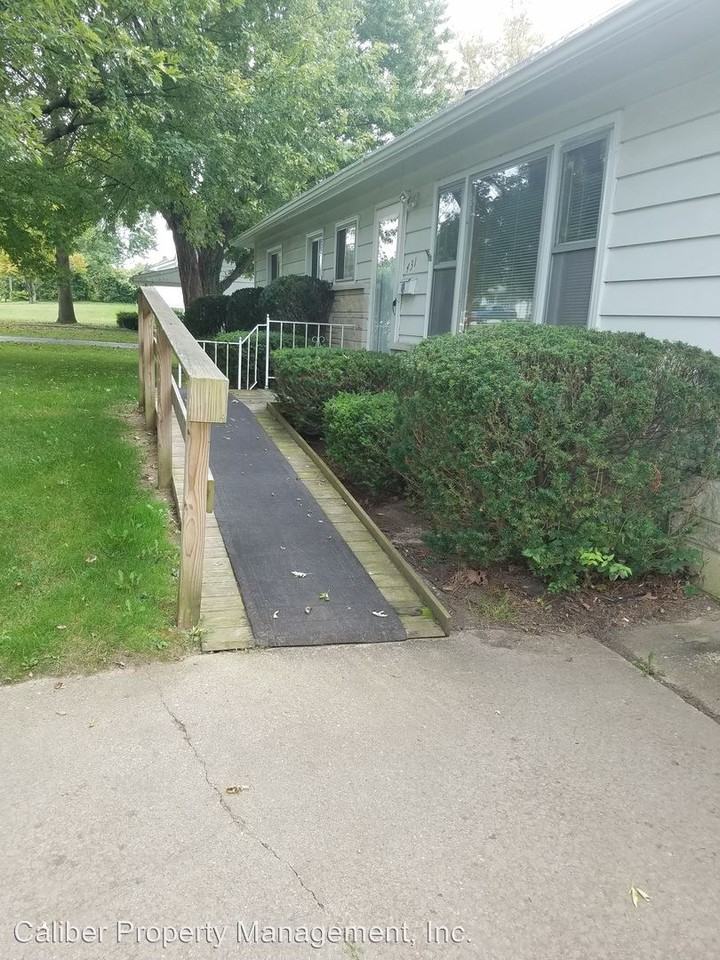 431 Sunset Ave - Photo 2 of 16