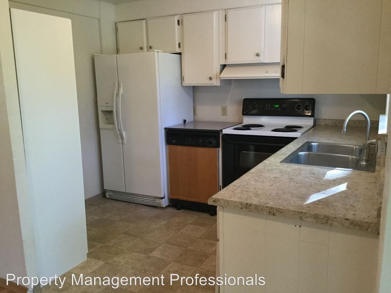 954 Ewe Creek Rd - Photo 3 of 20