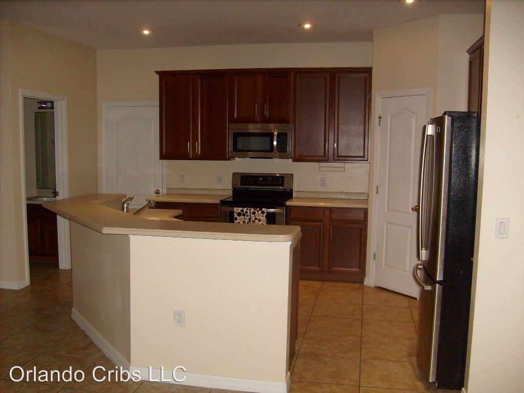 3226 Hopewell Dr - Photo 3 of 12