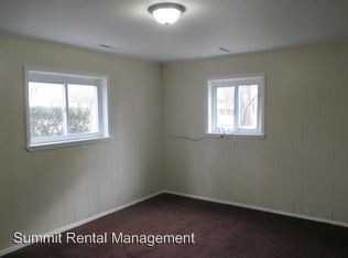 2926 S Deerfield Ave - Photo 2 of 2