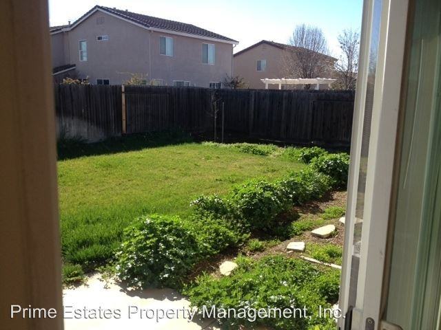 4561 Excelsior Rd - Photo 3 of 3