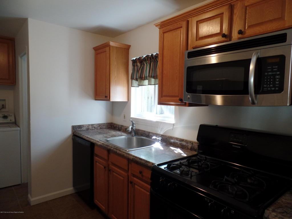 310 Campbell Ave - Photo 2 of 11