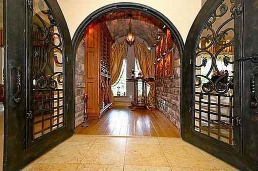 233 Maison Ct - Photo 2 of 11