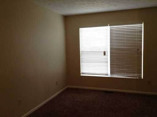 65 Red Bud Cir - Photo 2 of 12