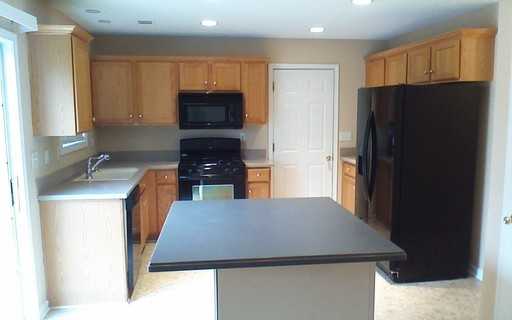 785 Riverside Walk Crossing - Photo 3 of 18