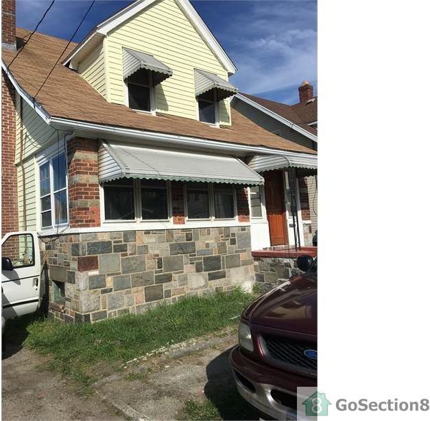 103 Davenport St - Photo 3 of 3