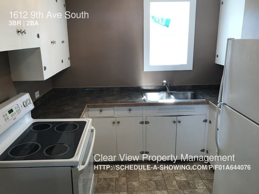 1612 9 Ave S - Photo 3 of 12