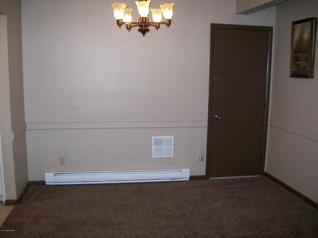 105 Gap View Dr - Photo 3 of 9