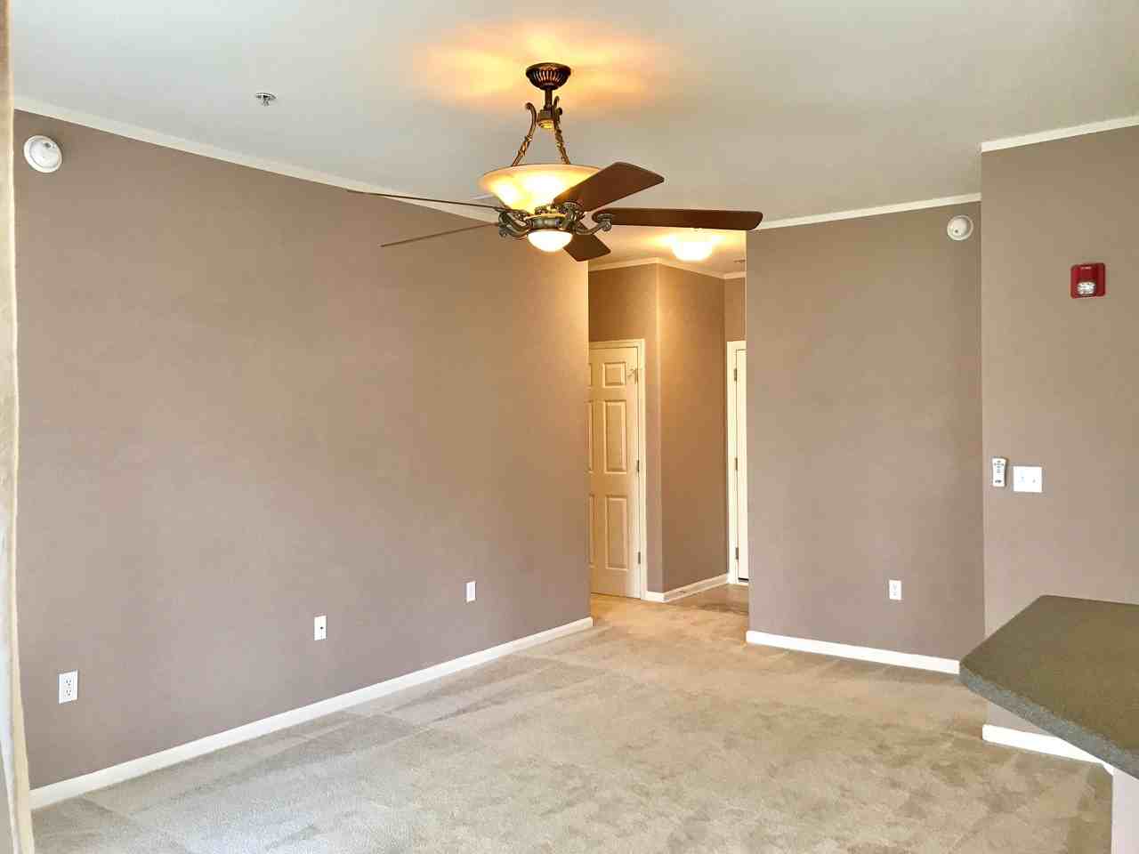 3501 S Sagamore Dr - Photo 2 of 16