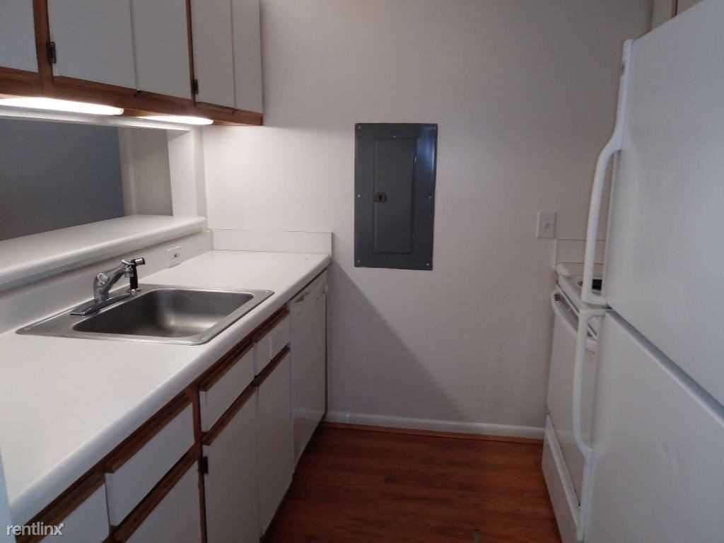 Lake Park Condos - Photo 2 of 10