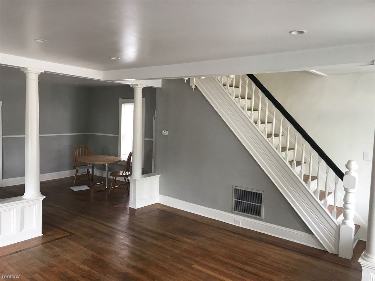 317 Maryland Ave - Photo 3 of 12