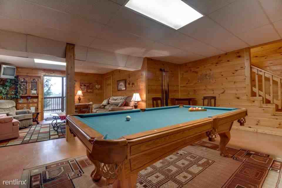 3320 Robeson Rd - Photo 2 of 24