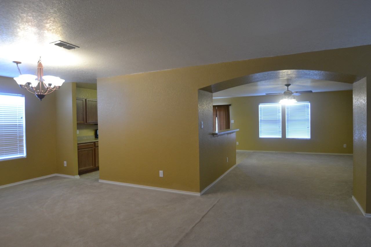 4618 Ida Falls - Photo 3 of 19