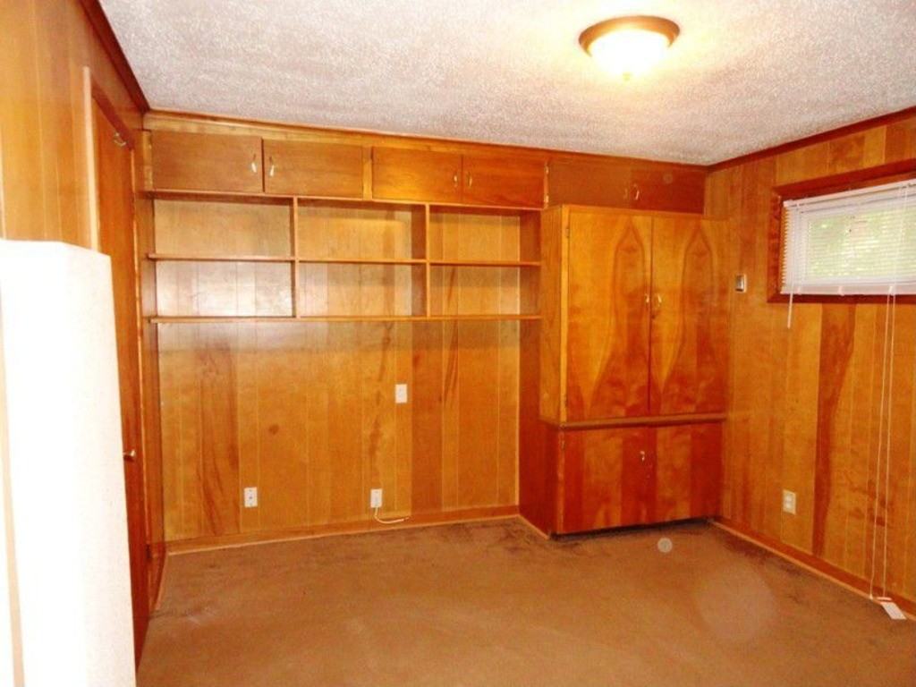 3844 E 60th Terrace - Photo 3 of 14