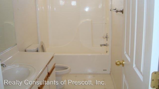 20284 E Hereford Dr - Photo 2 of 2