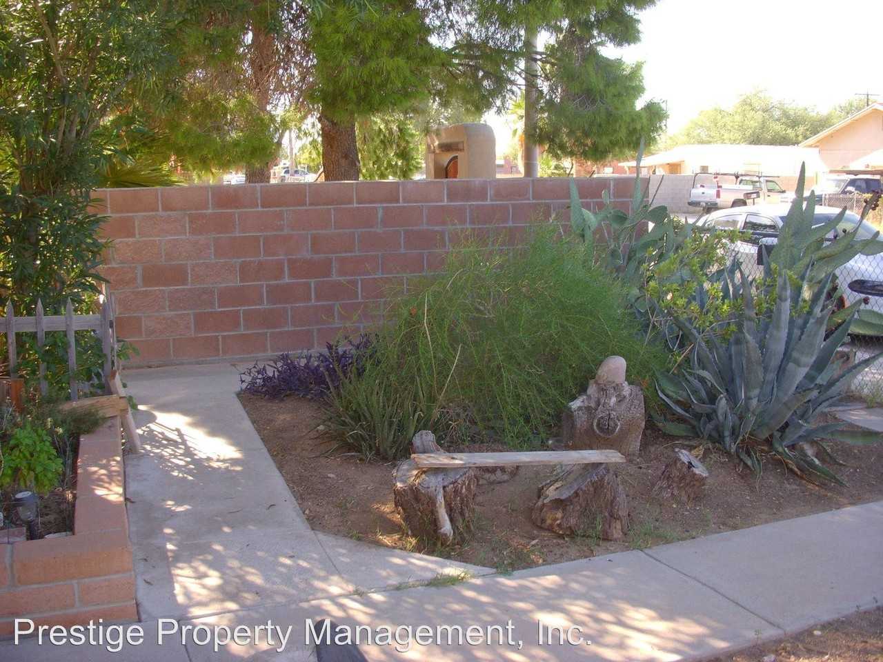 731 W Paris Promenade - Photo 2 of 25