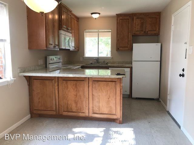 1701 Lawyer St #A - Photo 2 of 11