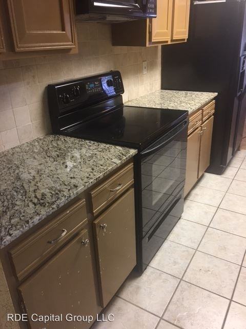 5728 Harvest Hill Rd - Photo 3 of 16