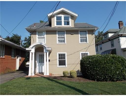 131 Main St #A - Photo 2 of 12