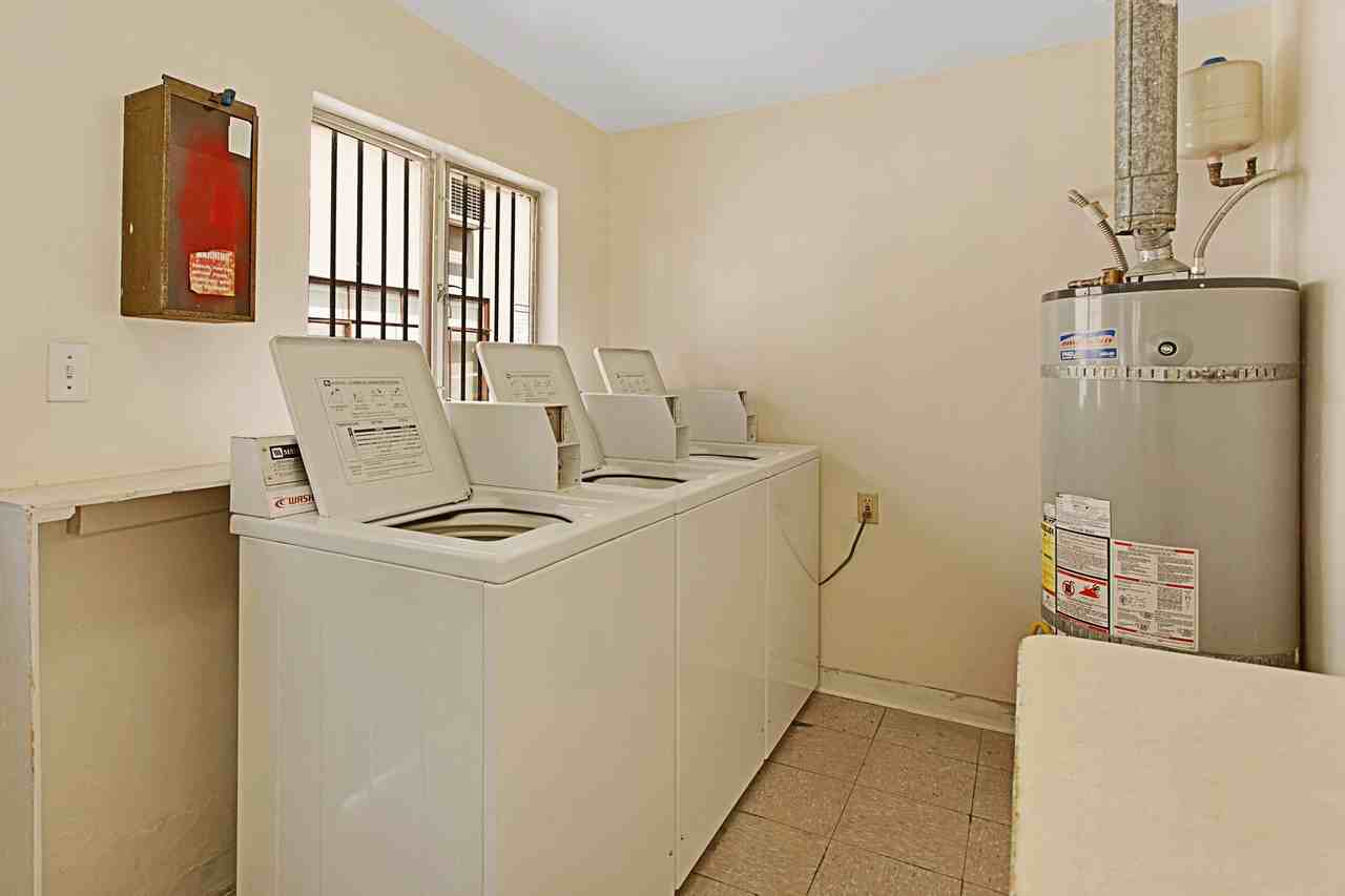 Hazeltine Apartments - Photo 7 of 12