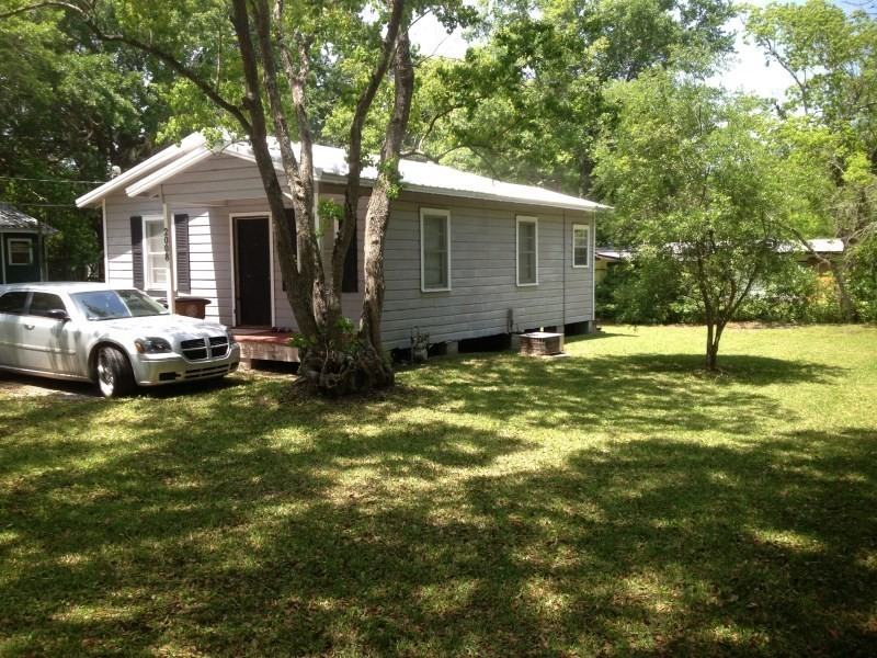2008 Gill Rd - Photo 3 of 7
