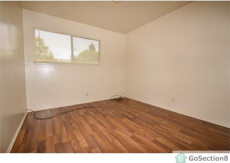 9615 Sunnyside St - Photo 3 of 26