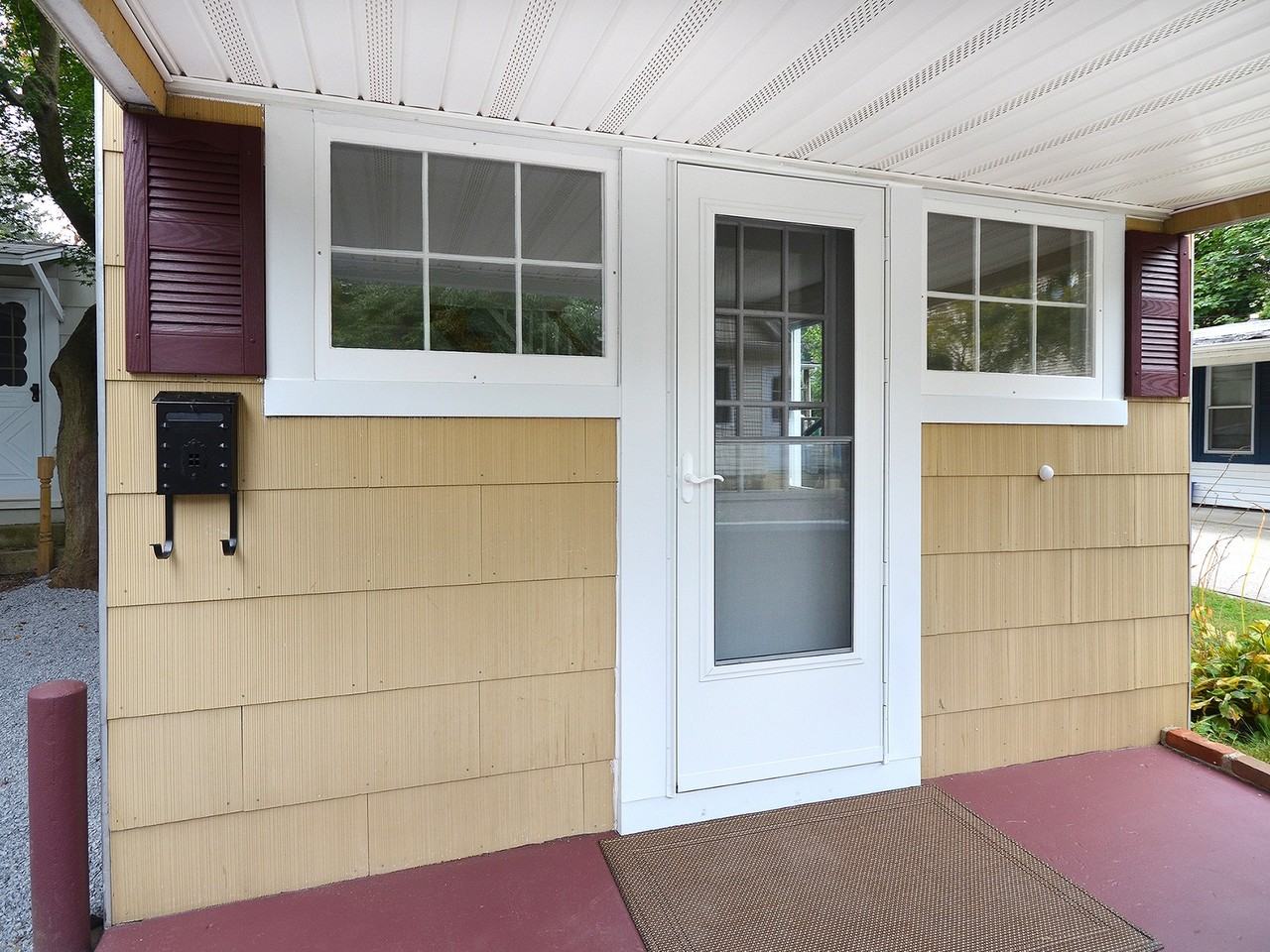 44 Brown St - Photo 3 of 22