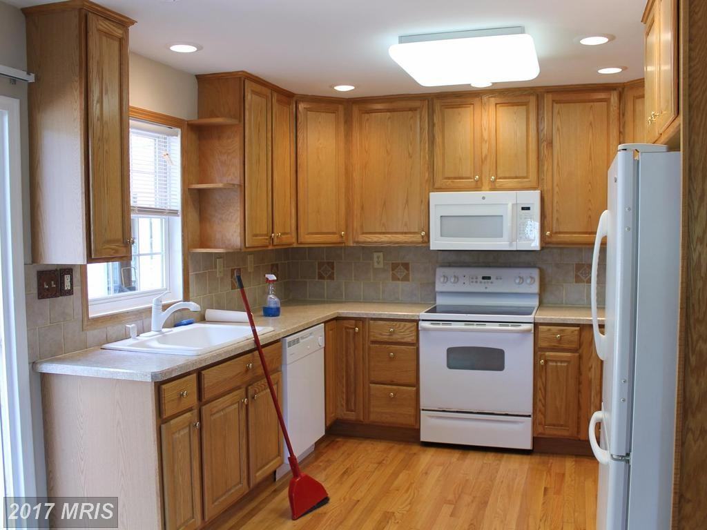 13247 Bull Church Rd - Photo 2 of 14